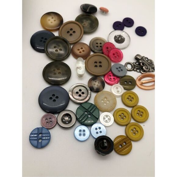 Vintage Buttons and Thimbles Assorted Lot - Picture 7 of 16
